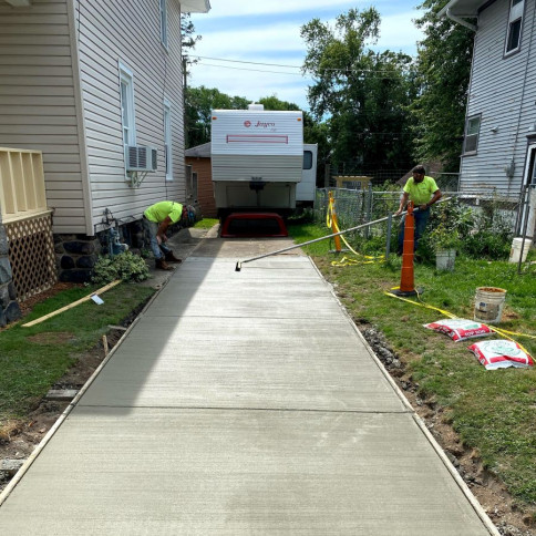 Asphalt Paving, Striping, Decorative Concrete: Lansing, MI